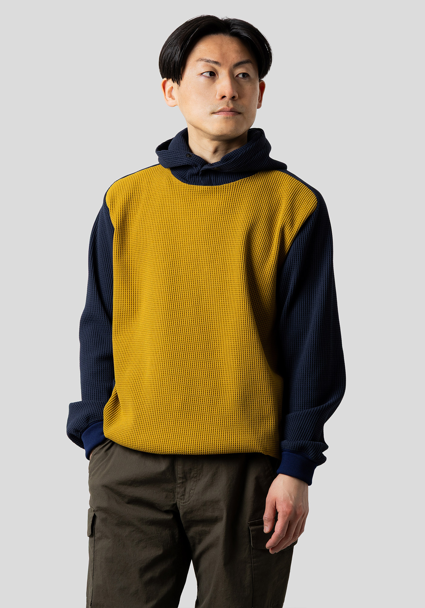 着用モデル:身長:170cm / Mサイズ着用